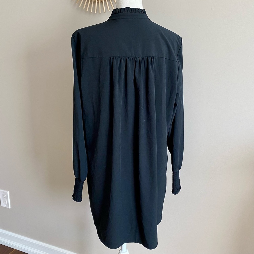 Soft Surroundings Black Vivian
Button Down Shirt L - Picture 13 of 14